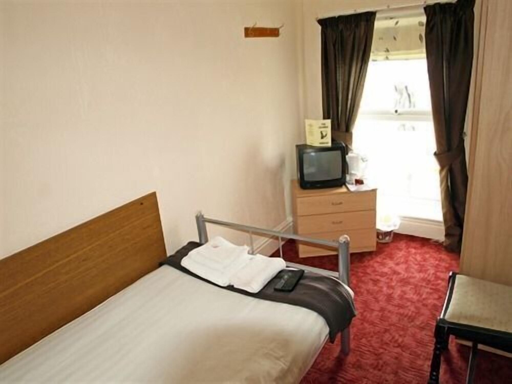Lichfield Hotel — Blackpool — photo 3
