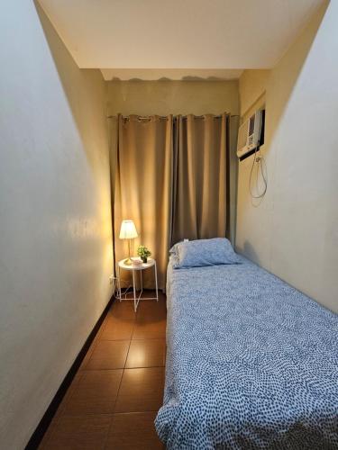 Cozy 2BR 2Bath San Lorenzo Place Netflix 4KM NAIA — 4-Star Luxury Hotel in Manila, Philippines