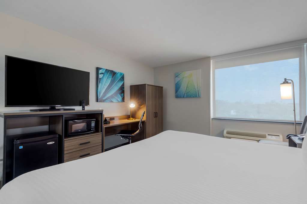 Best Western Corpus Christi Airport Hotel - photo 16
