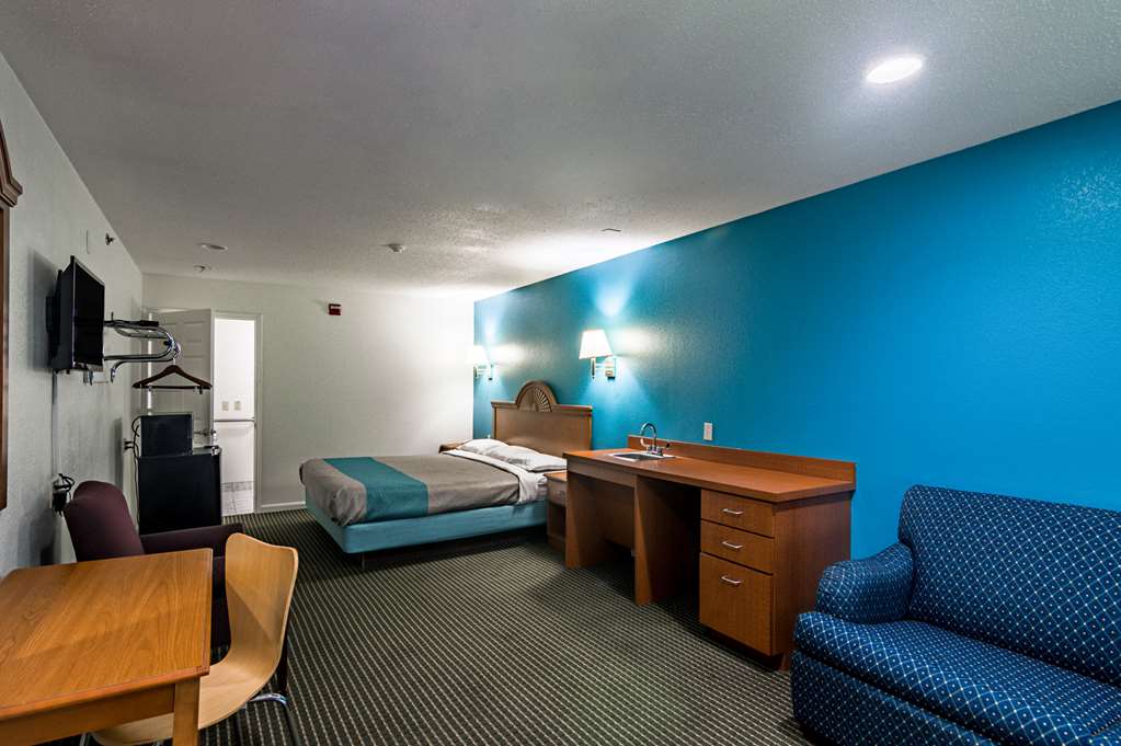 Motel 6 Azle TX - photo 13