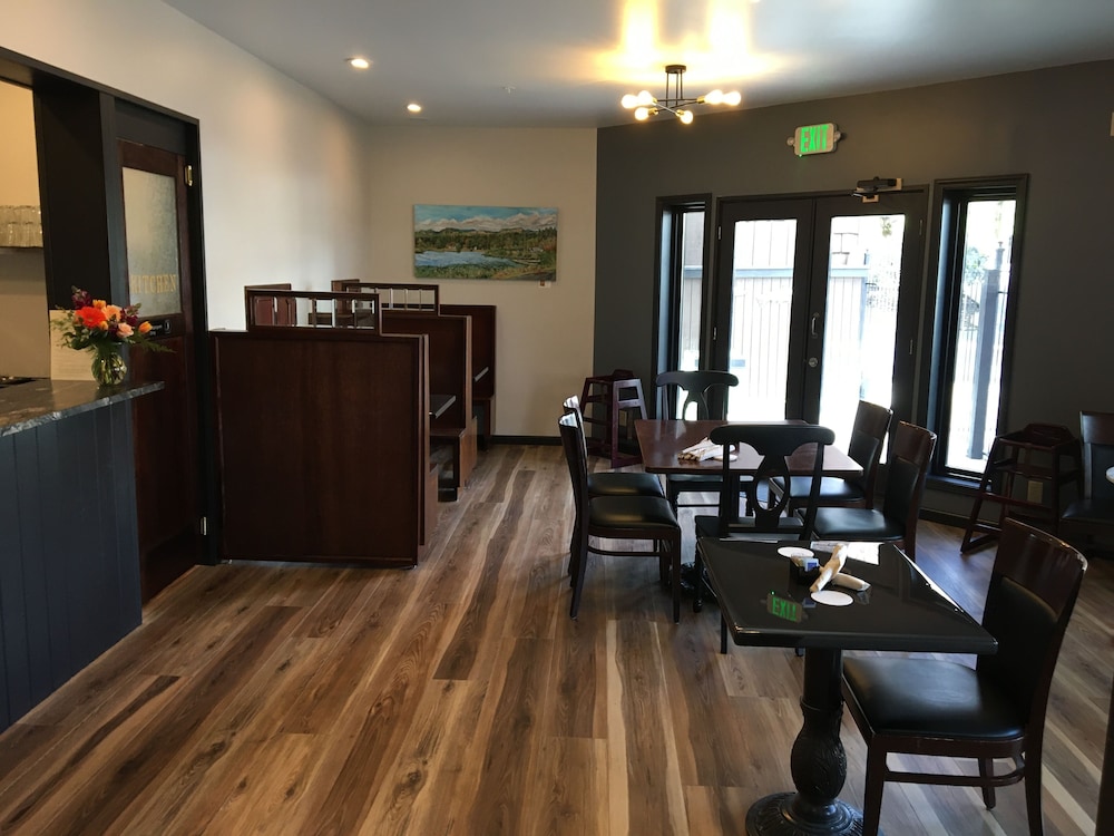 Hotel Stevenson - photo 15