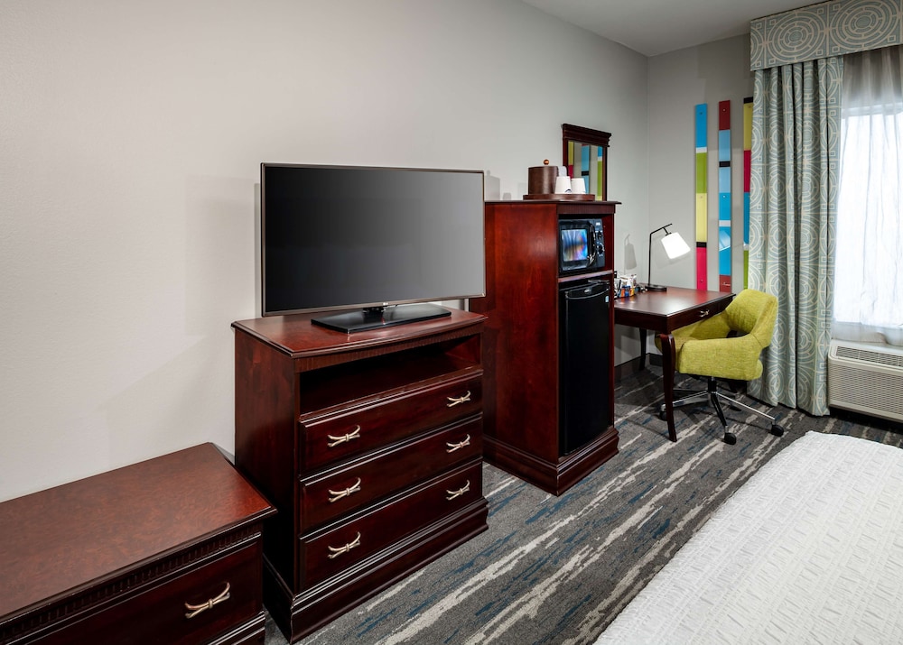 Hampton Inn & Suites Texarkana - photo 16
