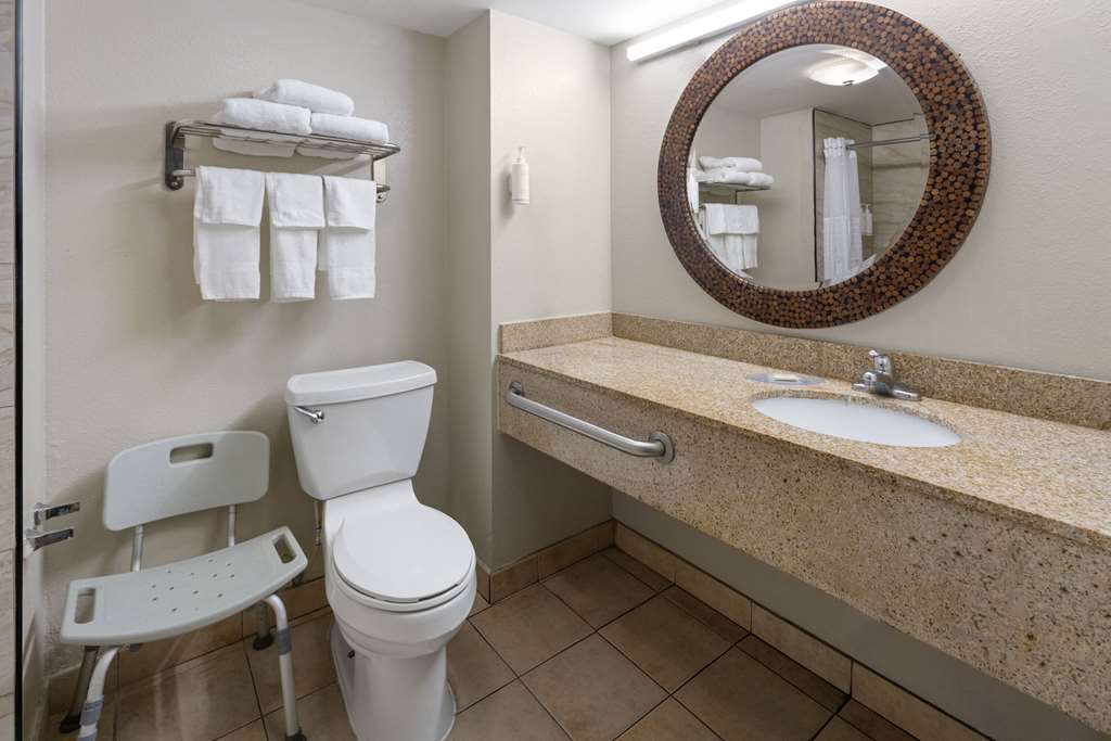 Days Inn by Wyndham Aberdeen - photo 22