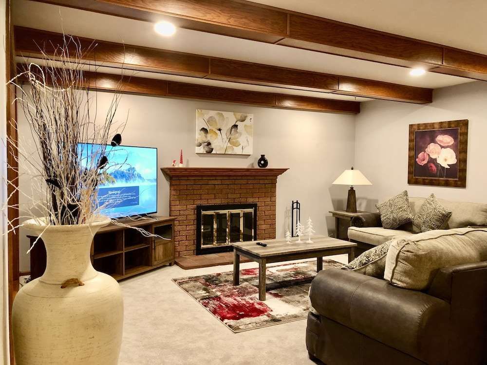 Truyen Quach - last minute hotel in Lincoln