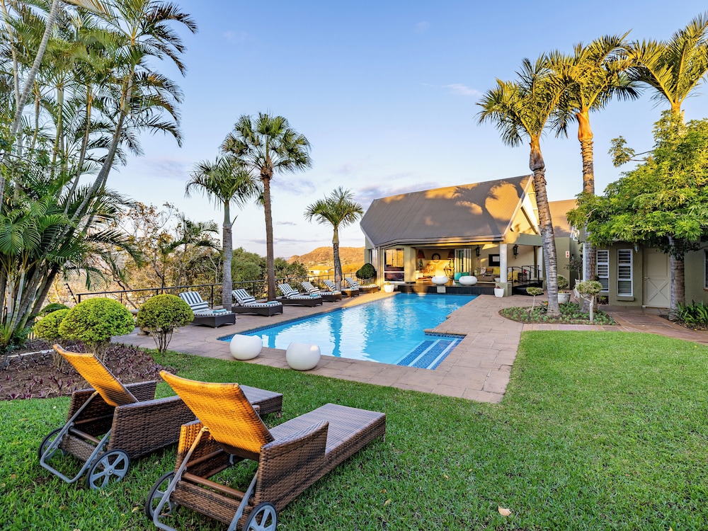 Loerie's Call Guesthouse — 5-Star Luxury Hotel in Nelspruit, South Africa