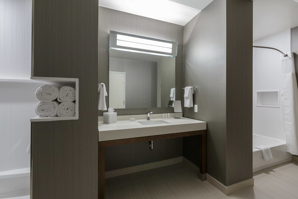 Courtyard by Marriott South Bend Downtown - photo 19