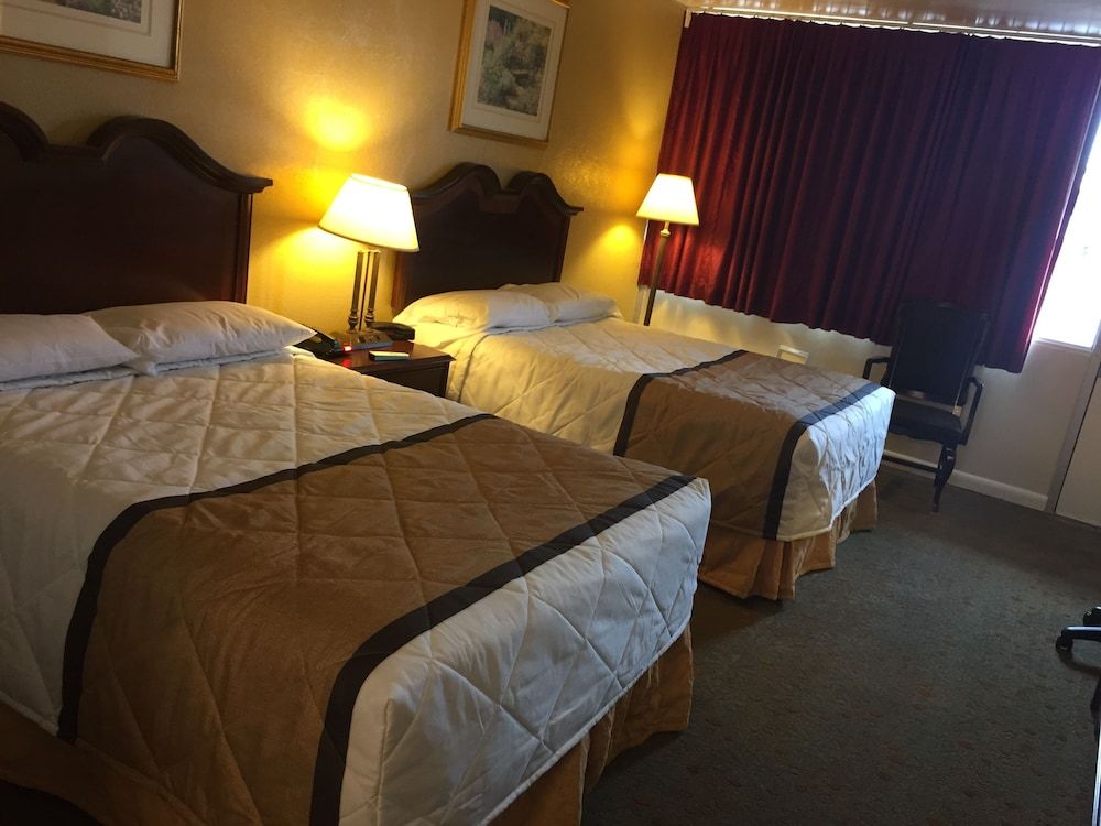Travelodge by Wyndham Lynchburg - photo 18