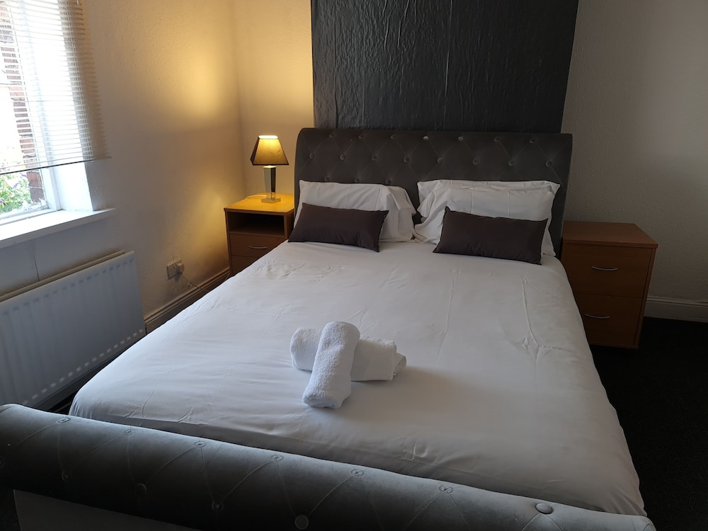 Family Long Stay Contractors Stags and Hens in Newcastle Upon Tyne, United Kingdom