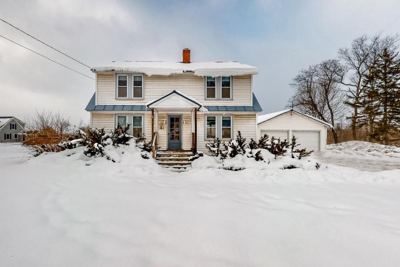 Pineapple Paradise - carbon neutral hotel in Stowe