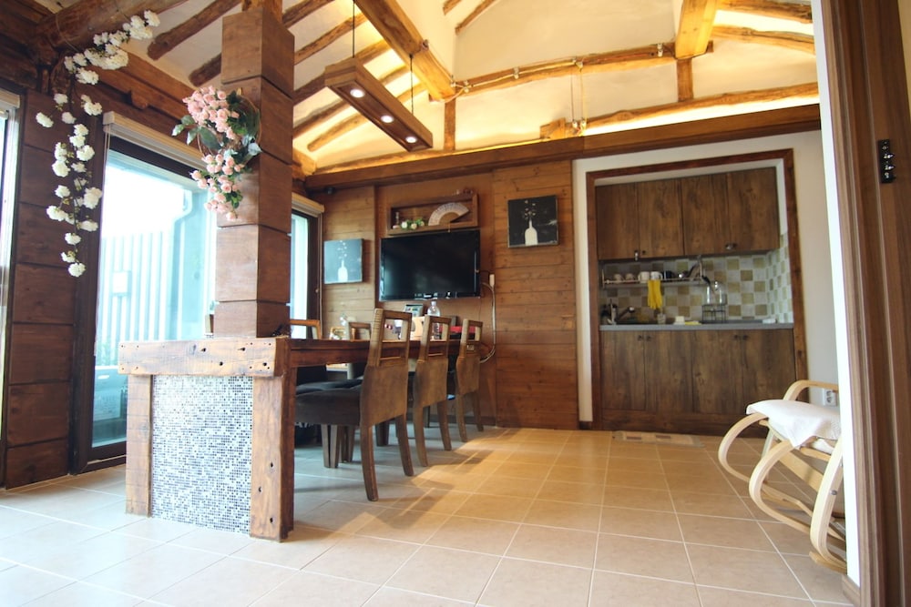 Eunhaengro 86.2 in Jeonju, South Korea