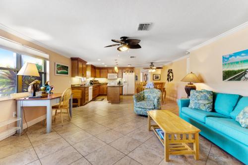 Gulf Place 7B - photo 32