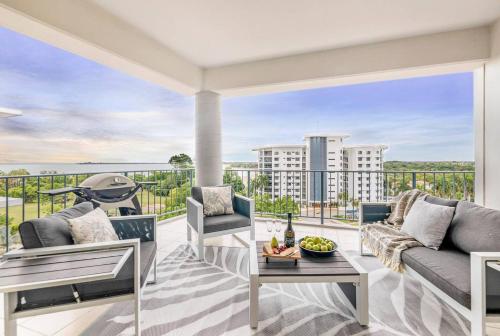 Captain's Lookout Penthouse Living at Cullen Bay — 4-Star Luxury Hotel in Darwin, Australia
