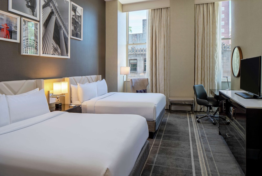 Hilton Richmond Downtown - photo 12