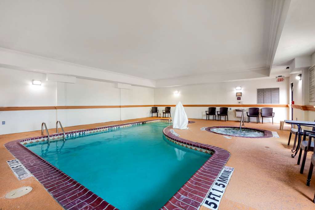 Comfort Inn Near UNT - photo 23