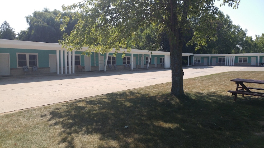 Motel 57 - photo 40