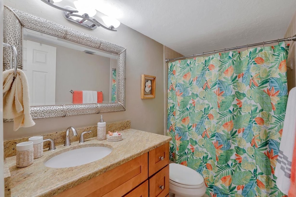 South Seas Tower 1 1212 - photo 32