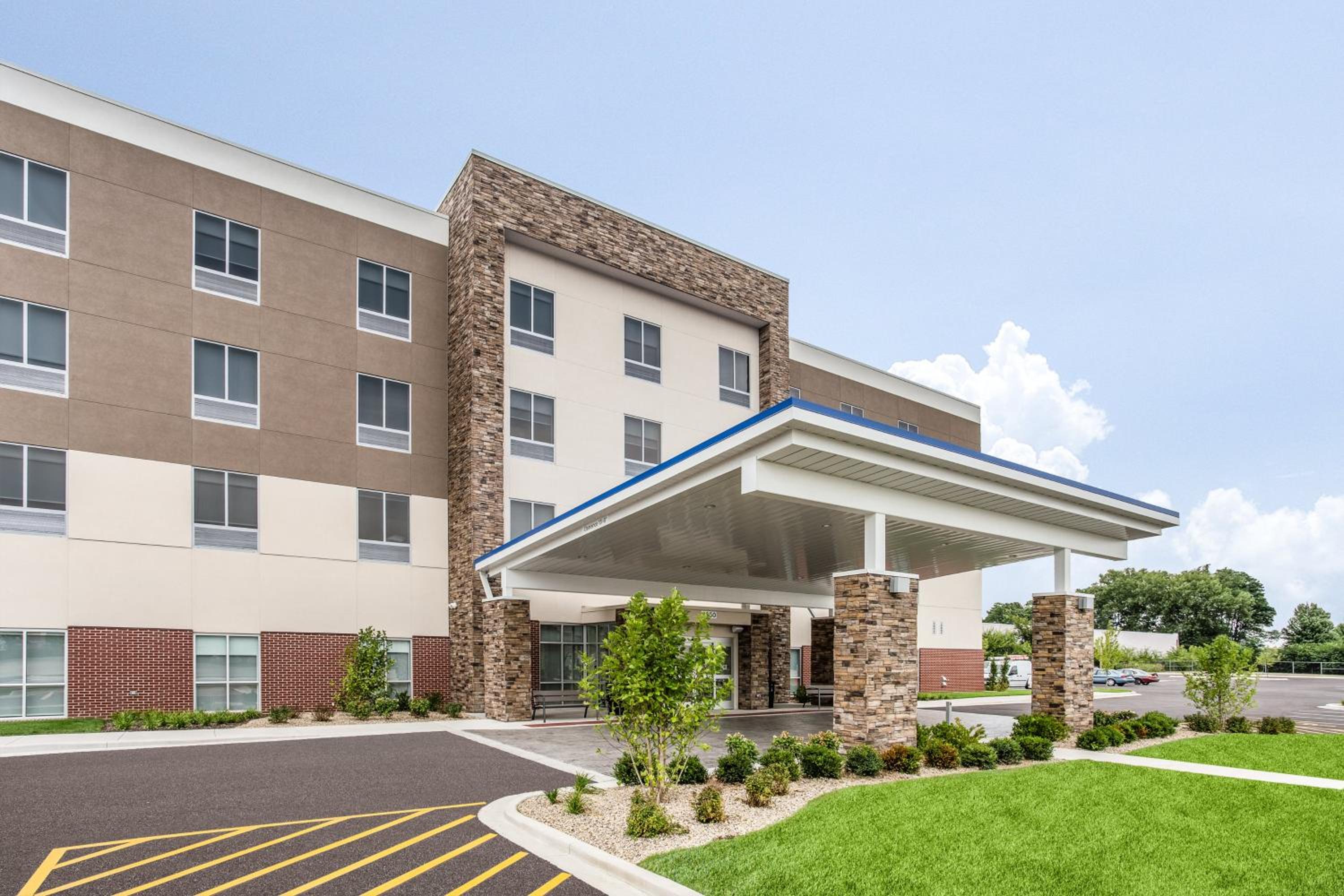 Holiday Inn Express & Suites Ottawa - photo 60