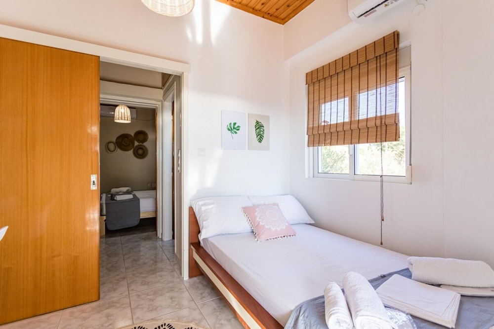 Maisonette With Palms — Unknown City — photo 4
