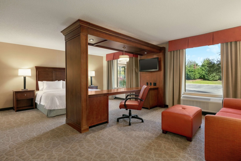 Hampton Inn & Suites Charles Town - photo 6