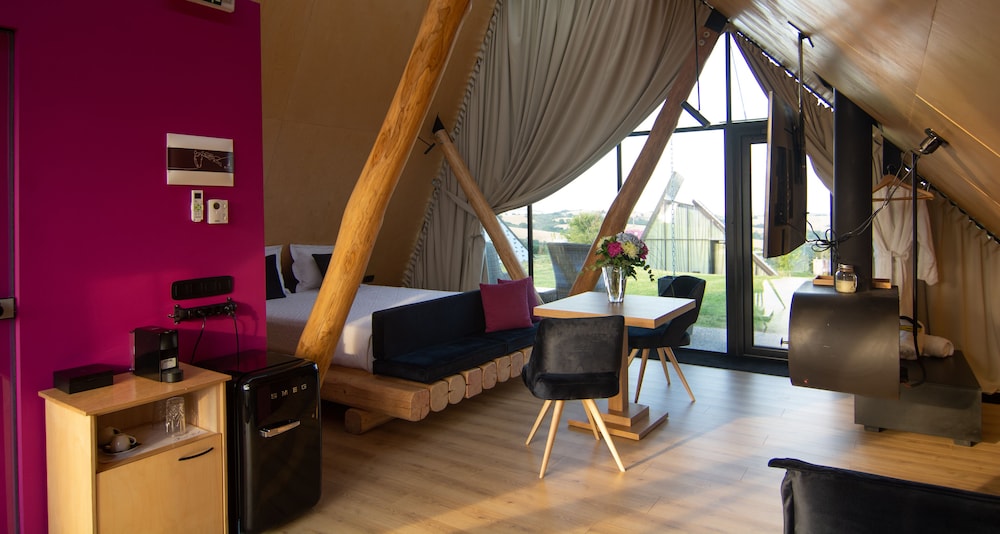 3 Hills Boutique Hotel — Katerini — photo 4