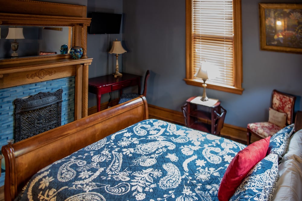 Elk River Hotel & Cafe - photo 22