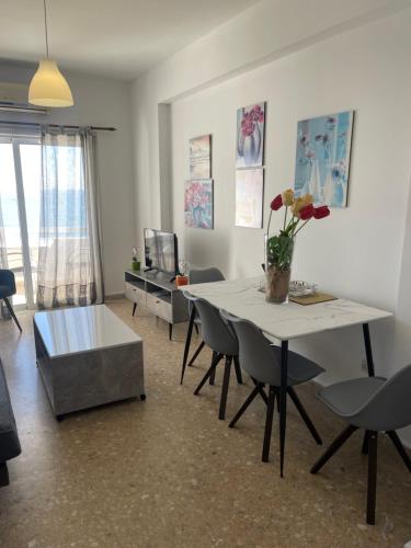 Alex Beach Apartment 51