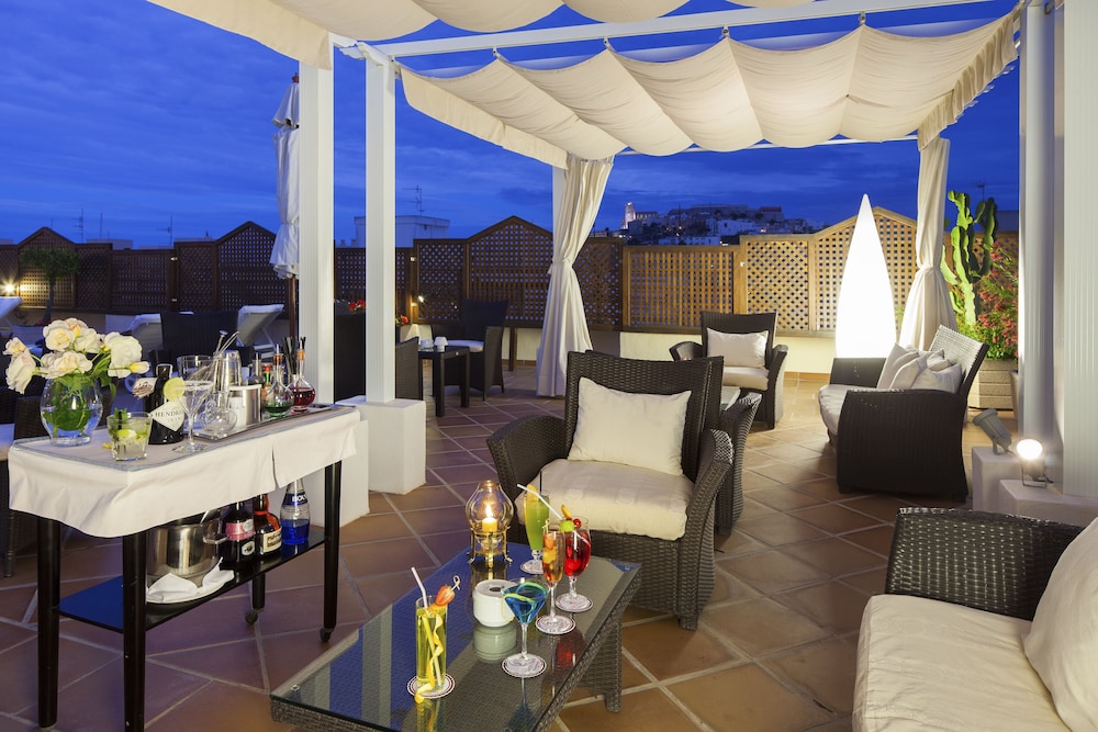מזון ומשקאות