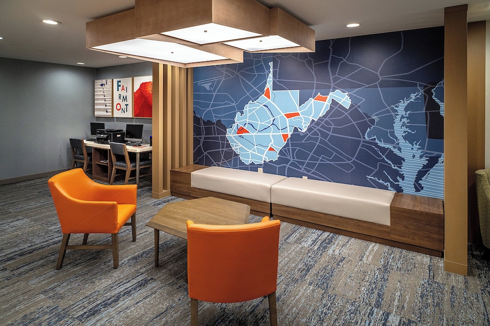 Holiday Inn Express and Suites Fairmont by IHG - photo 62