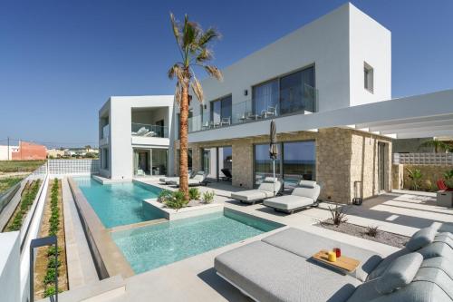 New Beachfront Mesogaia Villa with Heated Pool Jacuzzi & Playroom 60m From the Beach — 4-Star Luxury Hotel in Rethymno, Greece