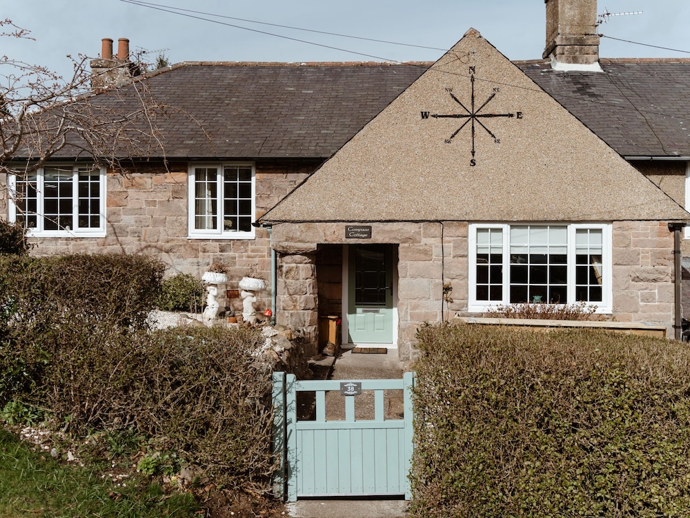 Compass Cottage — 4-Star Luxury Hotel in Wooler, United Kingdom