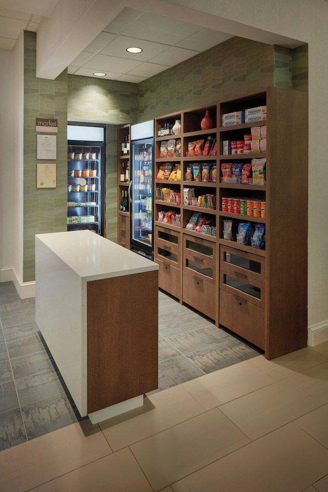 Residence Inn by Marriott Arlington at Rosslyn - photo 18