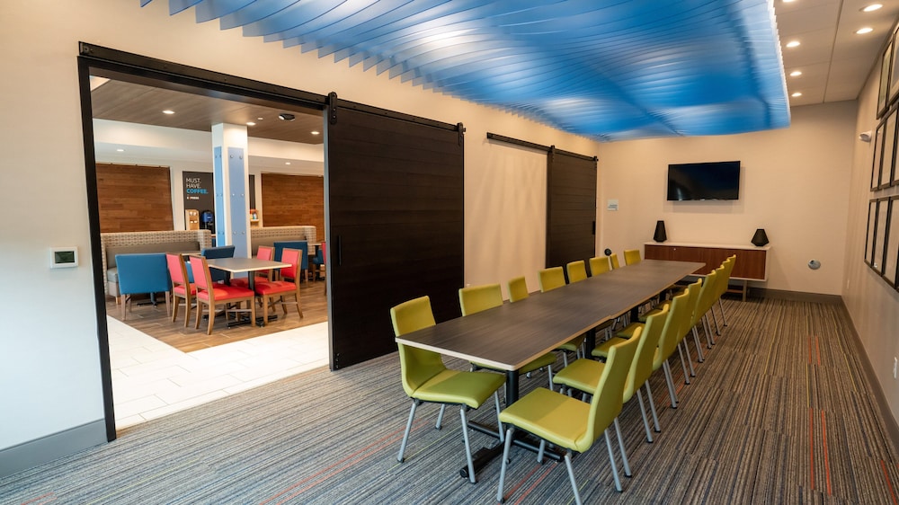 Holiday Inn Express Richburg by IHG - photo 44
