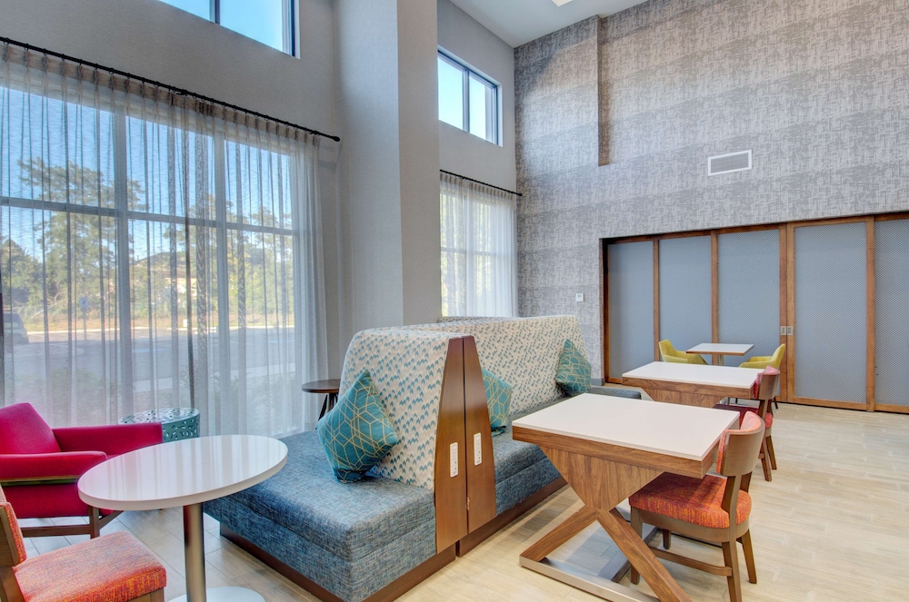 Hampton Inn & Suites Portland West - photo 4