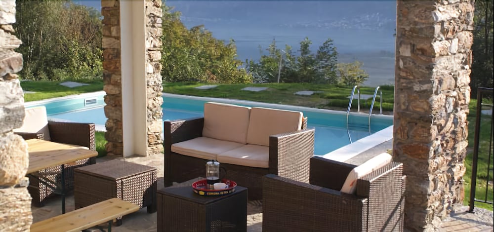 Villa Cacrusca — 4-Star Luxury Hotel in Sorico, Italy