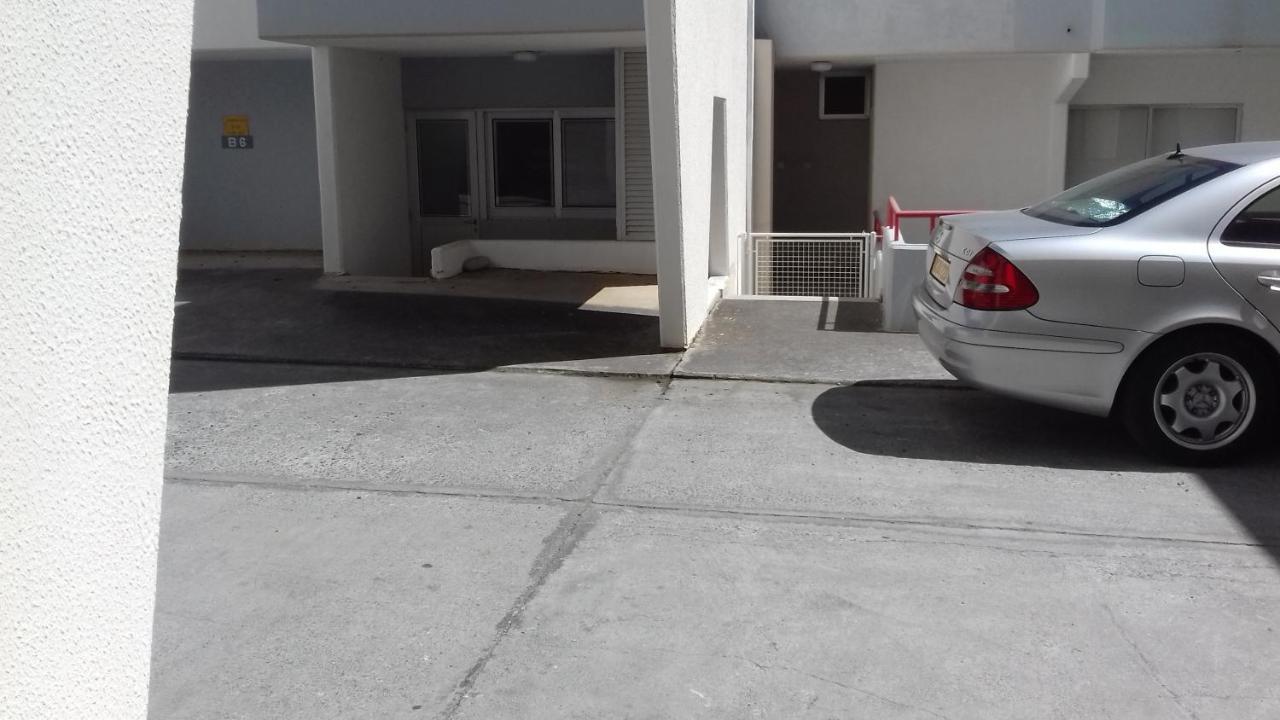 Amathusia Sweet Beach Apartments