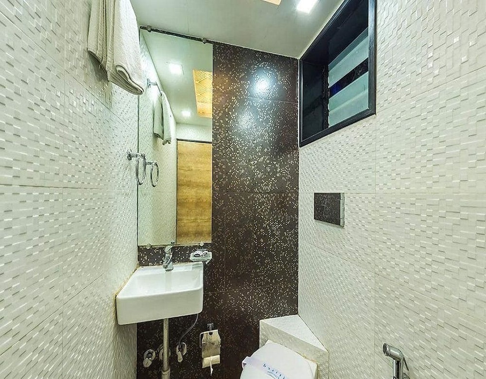 Room Maangta 136 CST