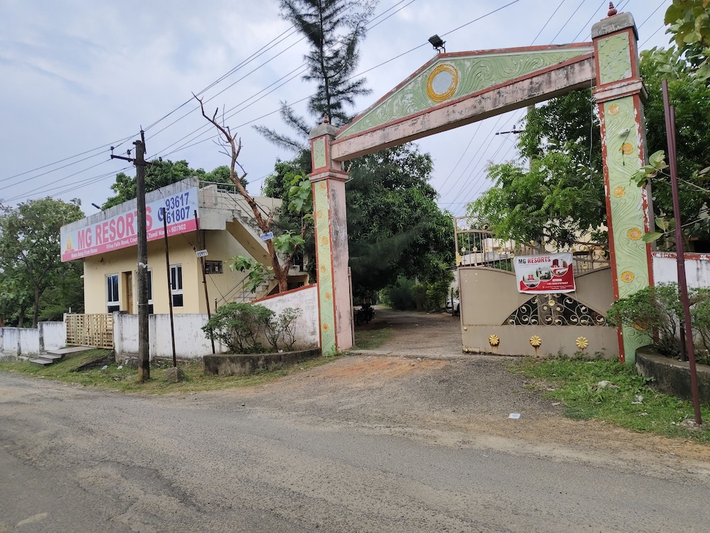 Mg Resorts — hotel in Tharangambadi