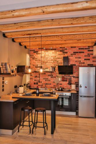 LM Luxury Central Loft — Larisa — photo 4