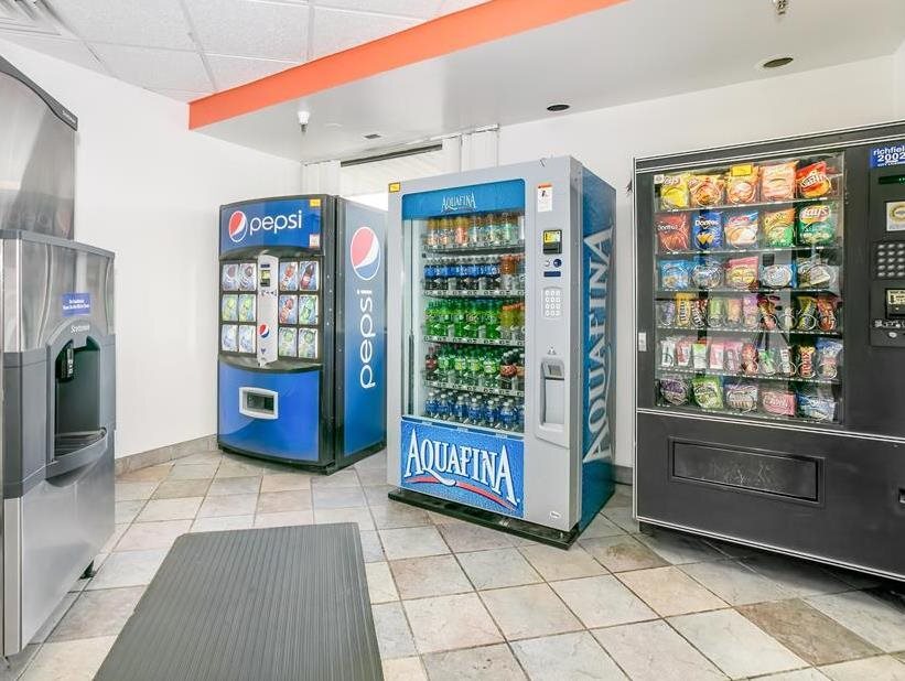 Motel 6 Minneapolis Airport Mall of America - photo 9