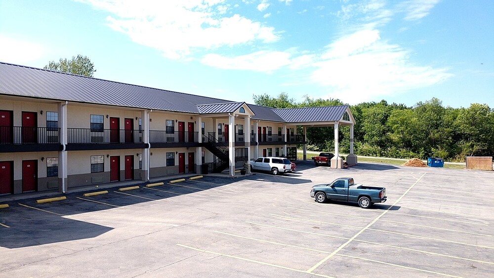 HiWay Inn Express Kiowa Hwy 69 - photo 13