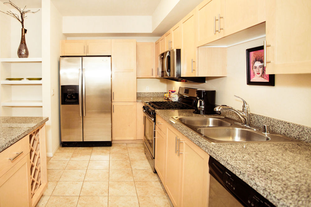 Hollywood Boulevard Extended Stay - photo 14
