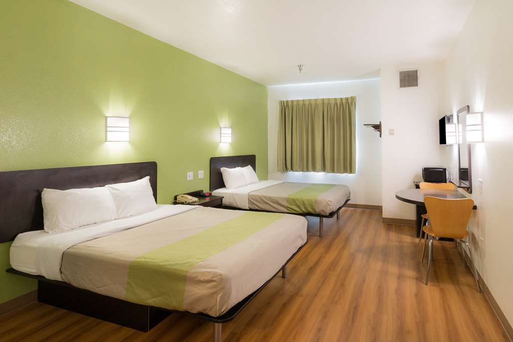 Motel 6 Hillsboro TX - photo 26