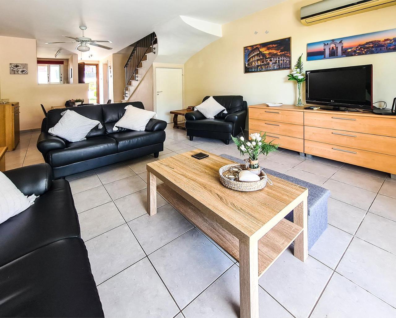 Serena Townhouse