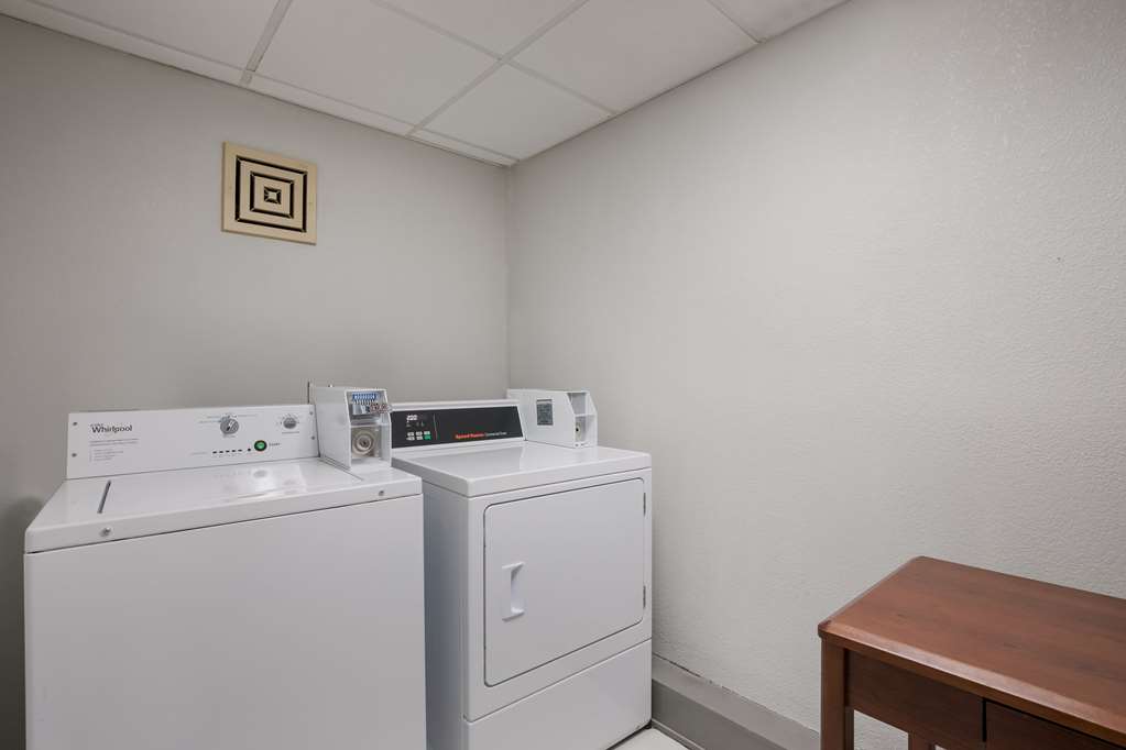 Clarion Hotel & Convention Center Joliet - photo 30