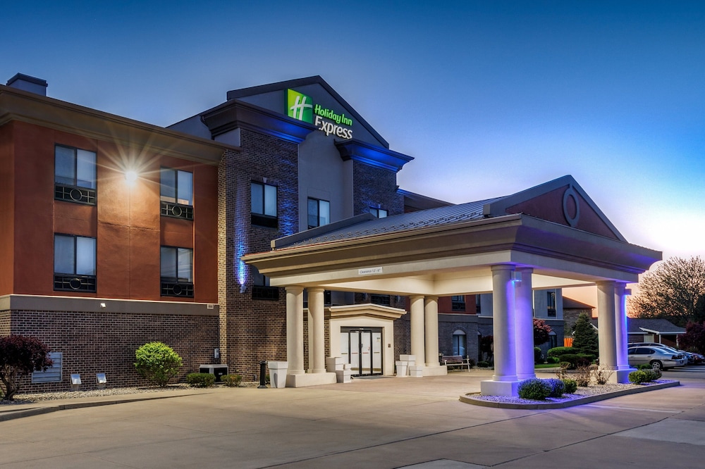 Holiday Inn Express & Suites Shelbyville Indianapolis by IHG - photo 61