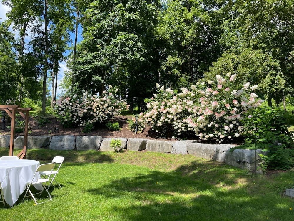 Springside Inn - photo 25