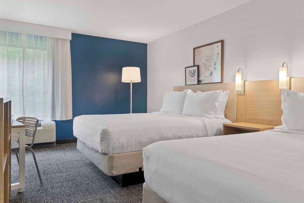 Spark By Hilton Newcomerstown - photo 12