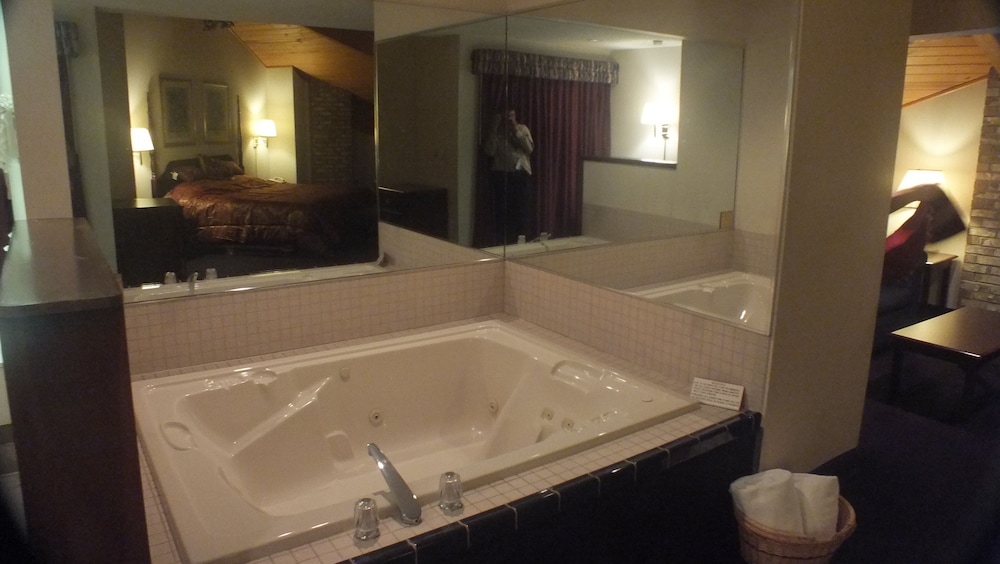 Quality Express Inn & Suites - photo 14