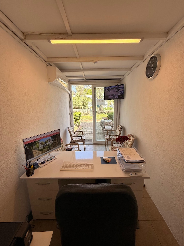 Pinky Apart Otel — Bodrum — photo 3
