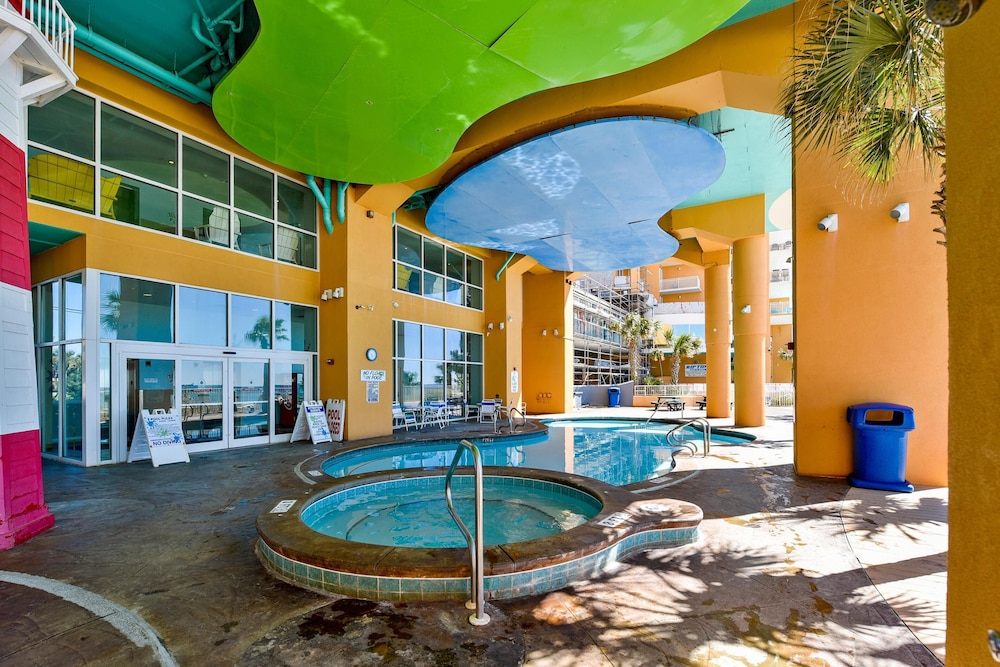 Splash Beach Resort by Book That Condo - photo 109